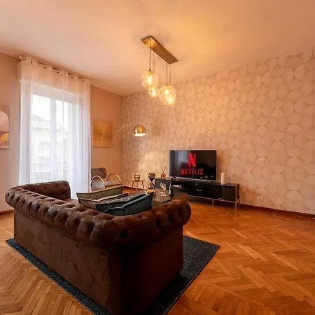 Apartament Luxury Center - Next To The Sea- Aria Condizionata - Free Parking