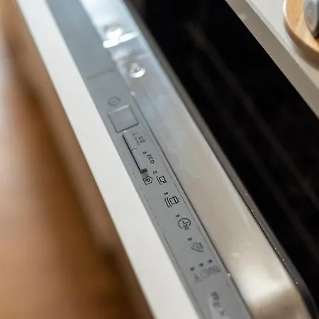 Luxury Center - Next To The Sea- Aria Condizionata - Free Parking Apartament Rapallo