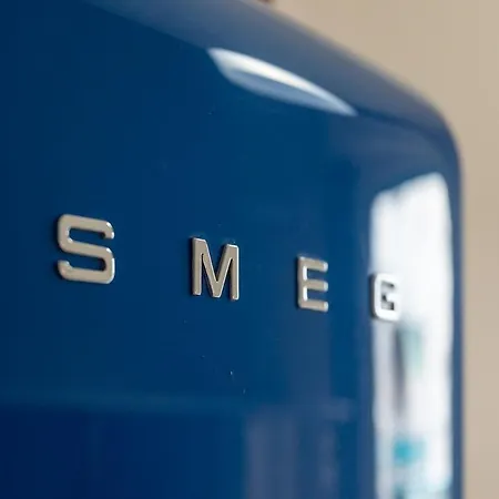 Luxury Center - Next To The Sea- Aria Condizionata - Free Parking Apartament