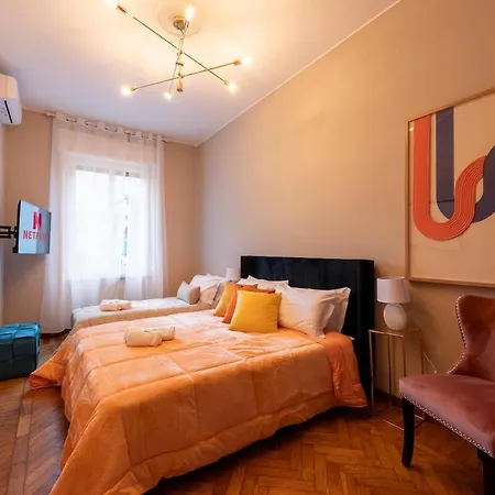 Luxury Center - Next To The Sea- Aria Condizionata - Free Parking *