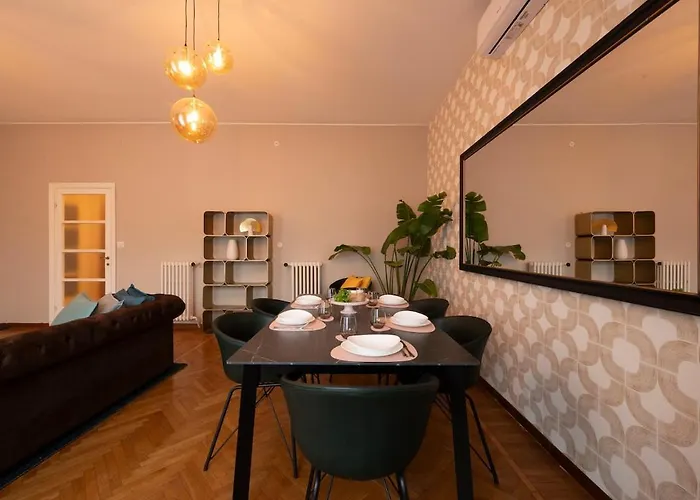 شقة Luxury Center - Next To The Sea- Aria Condizionata - Free Parking *