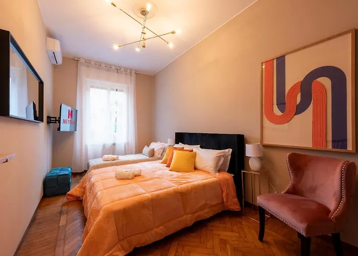 Luxury Center - Next To The Sea- Aria Condizionata - Free Parking *