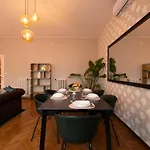 Appartamento Luxury Center - Next To The Sea- Aria Condizionata - Free Parking *