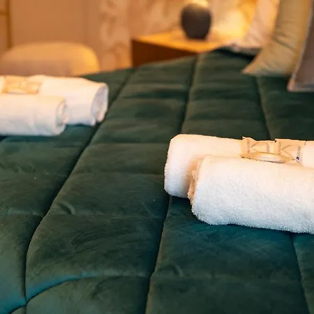 Luxury Center - Next To The Sea- Aria Condizionata - Free Parking Ραπάλο