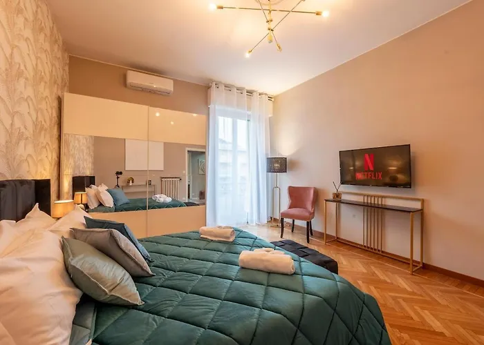 Apartment Luxury Center - Next To The Sea- Aria Condizionata - Free Parking *