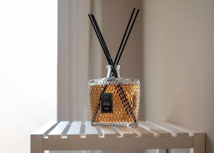 Luxury Center - Next To The Sea- Aria Condizionata - Free Parking Apartment