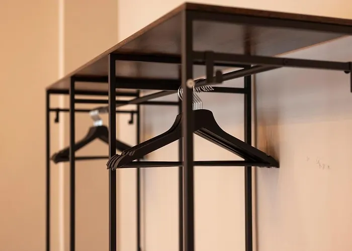 Luxury Center - Next To The Sea- Aria Condizionata - Free Parking *