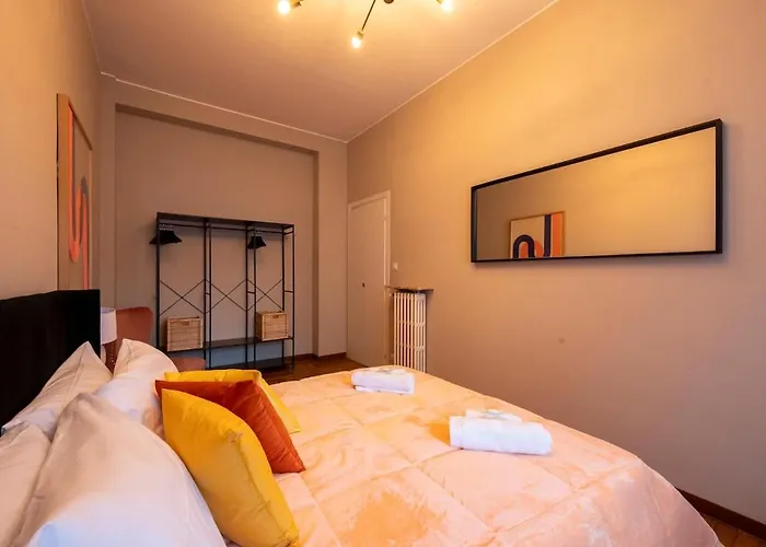 Luxury Center - Next To The Sea- Aria Condizionata - Free Parking Apartment