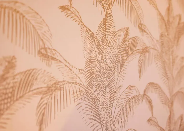 Apartment Luxury Center - Next To The Sea- Aria Condizionata - Free Parking *